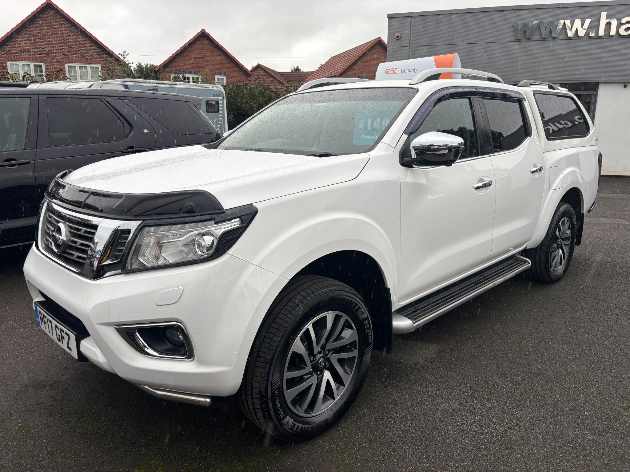 Nissan Navara view 3