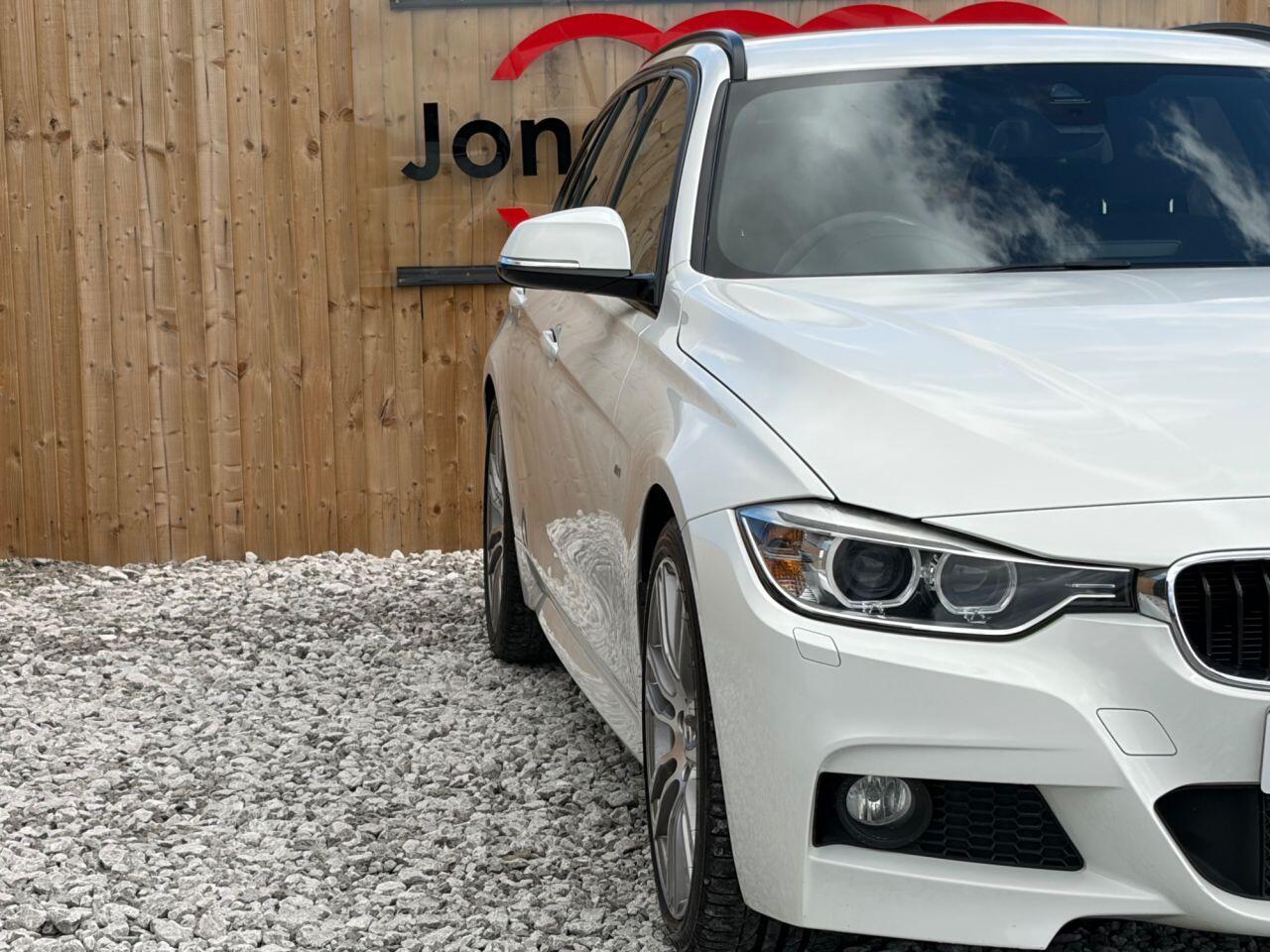 BMW 3 Series view 6
