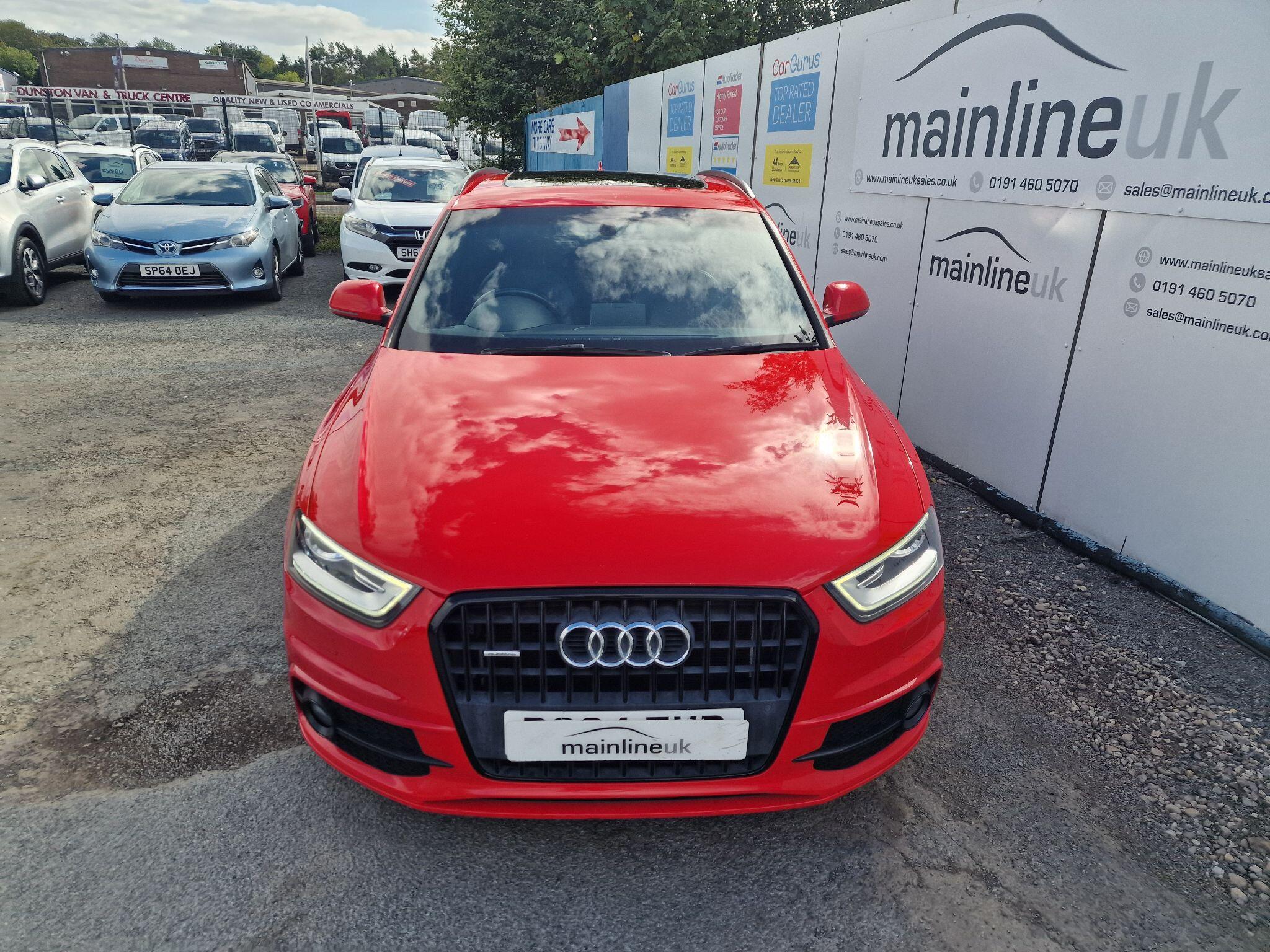 Audi Q3 view 13