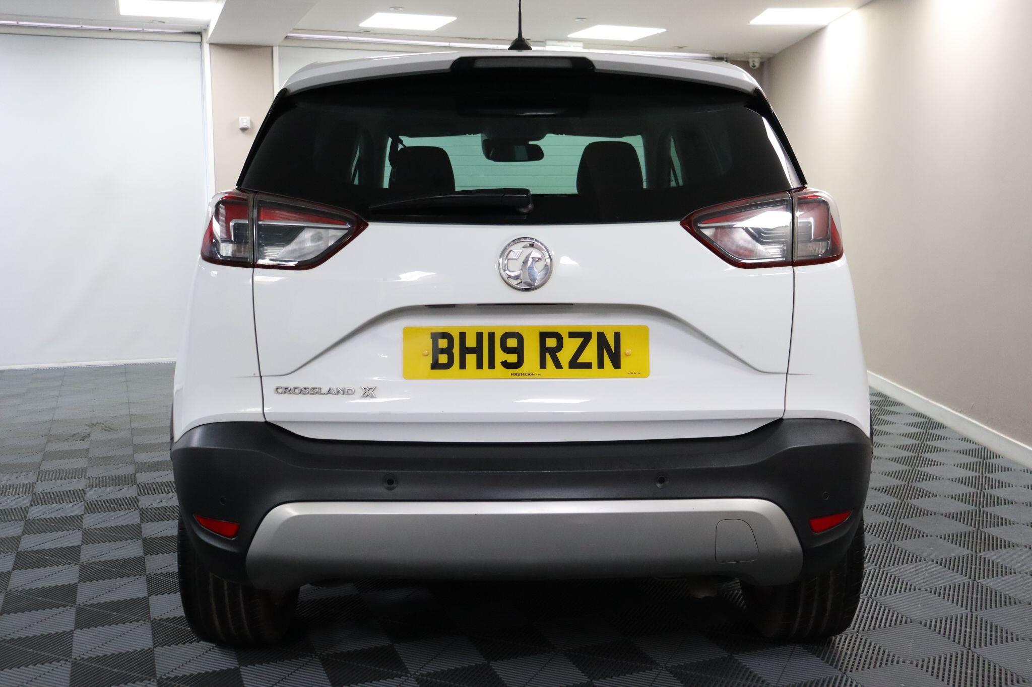 Vauxhall Crossland X view 8