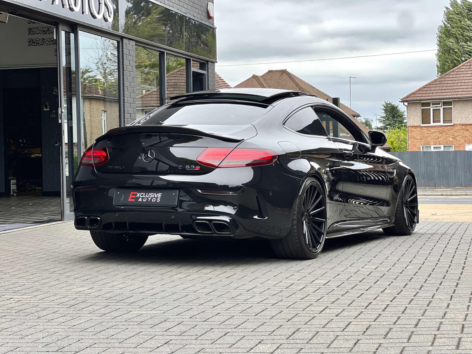 Mercedes-Benz C Class view 29