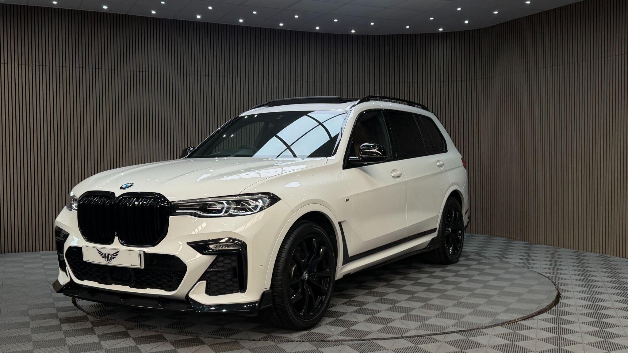 BMW X7 view 9