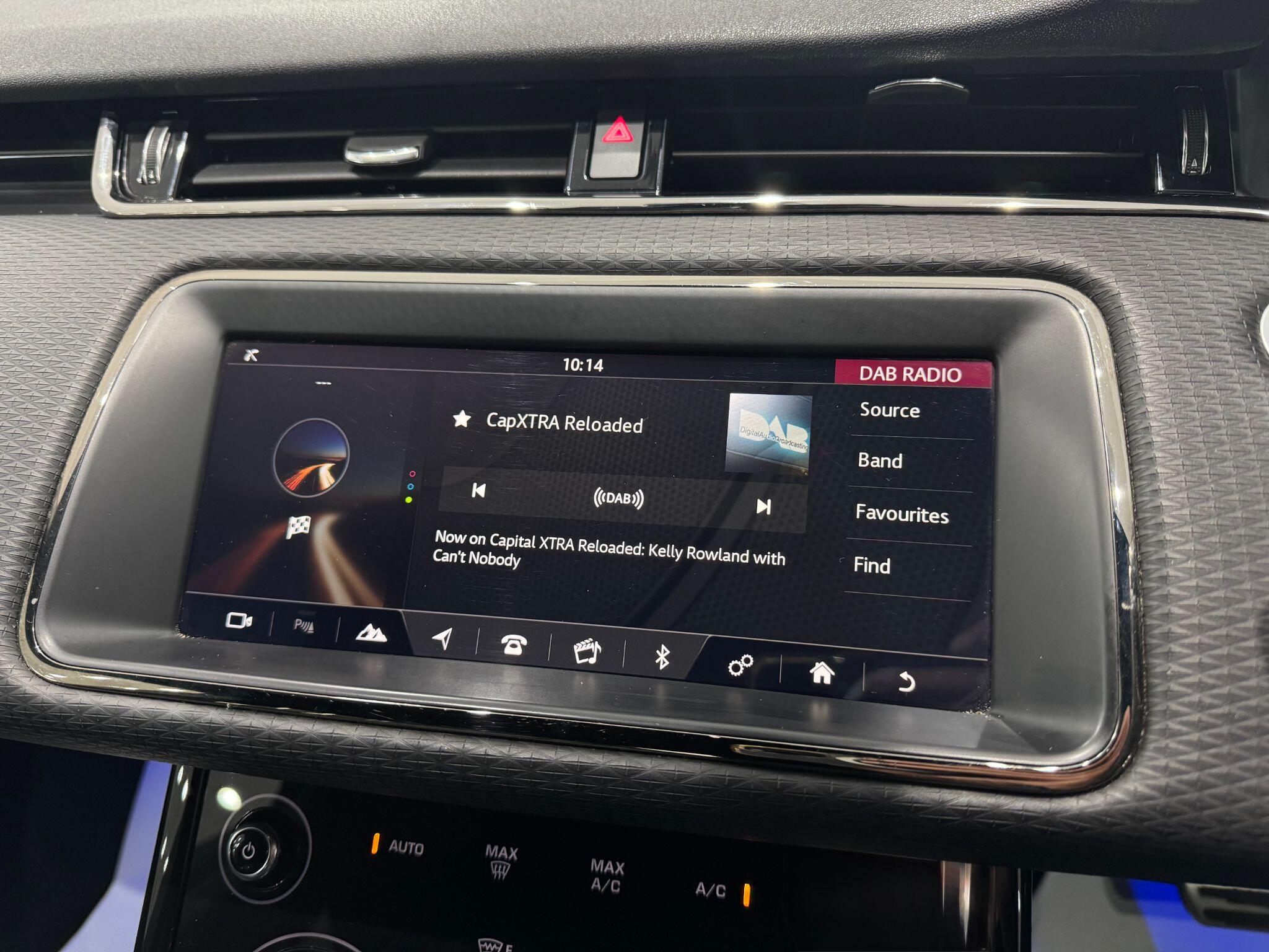 Land Rover Range Rover Evoque view 35