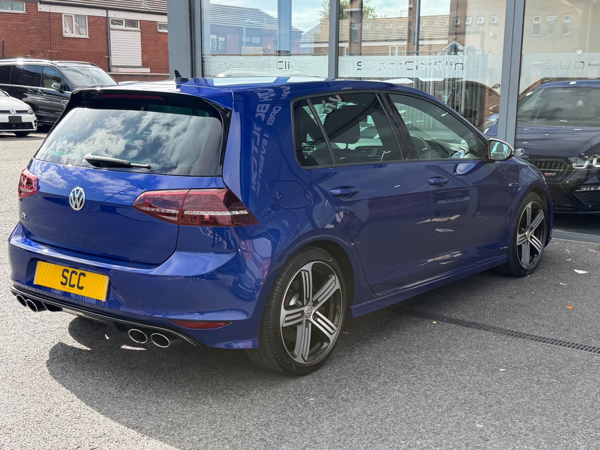 Volkswagen Golf view 12