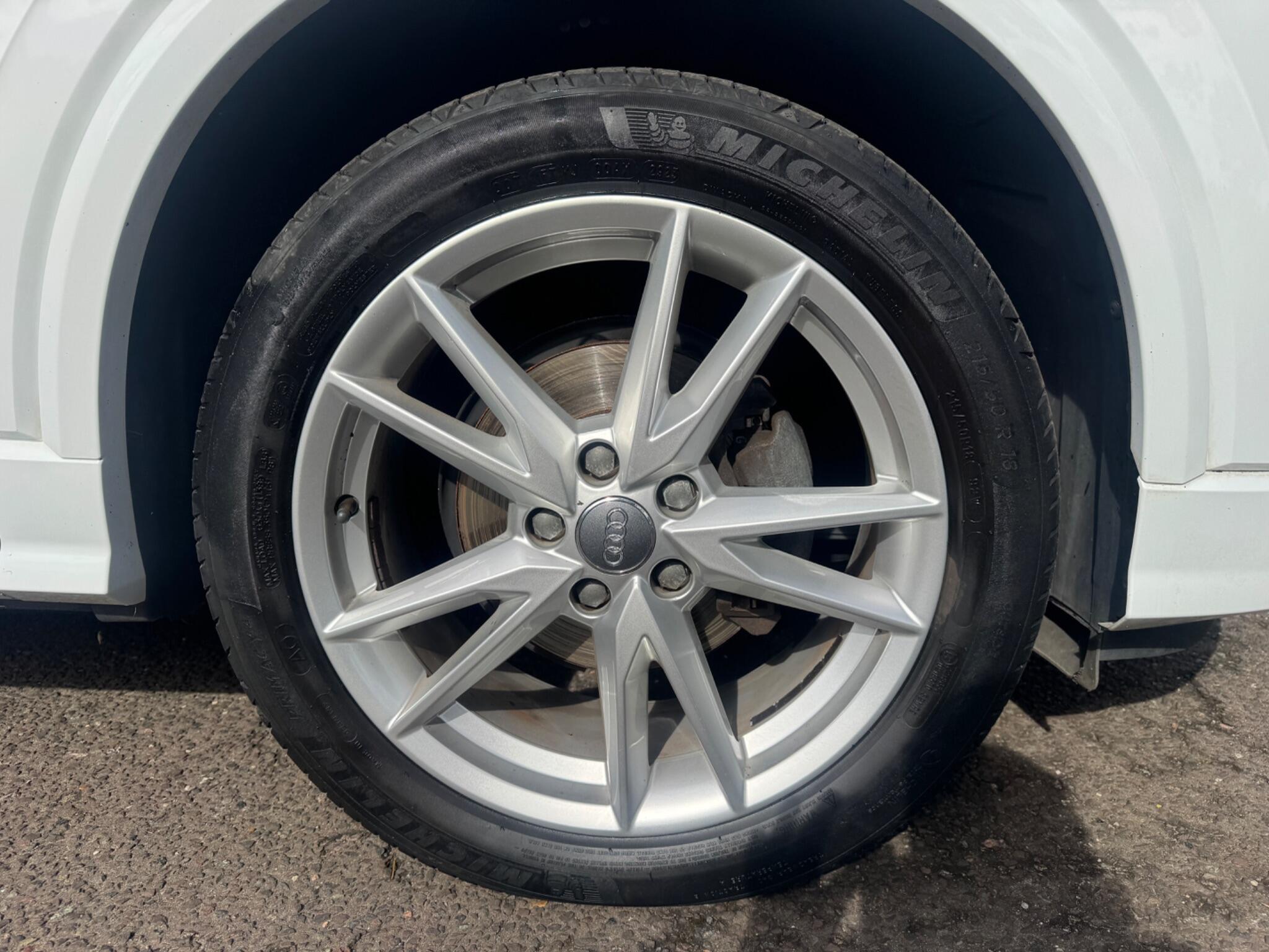 Audi Q2 view 54