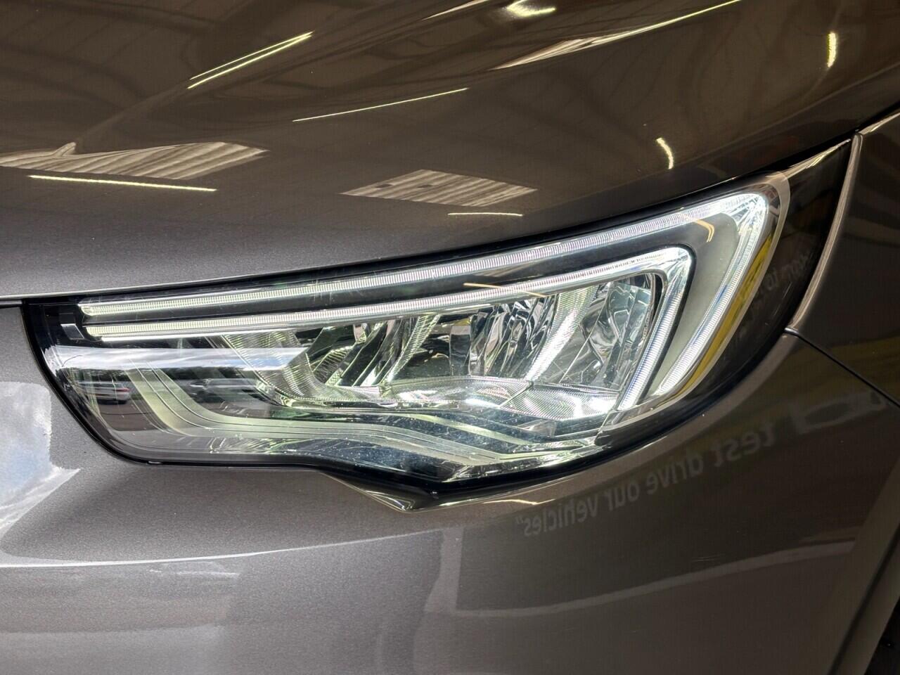 Vauxhall Grandland X view 45