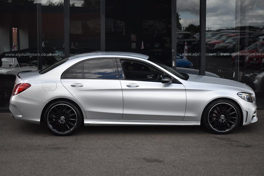 Mercedes-Benz C Class view 14