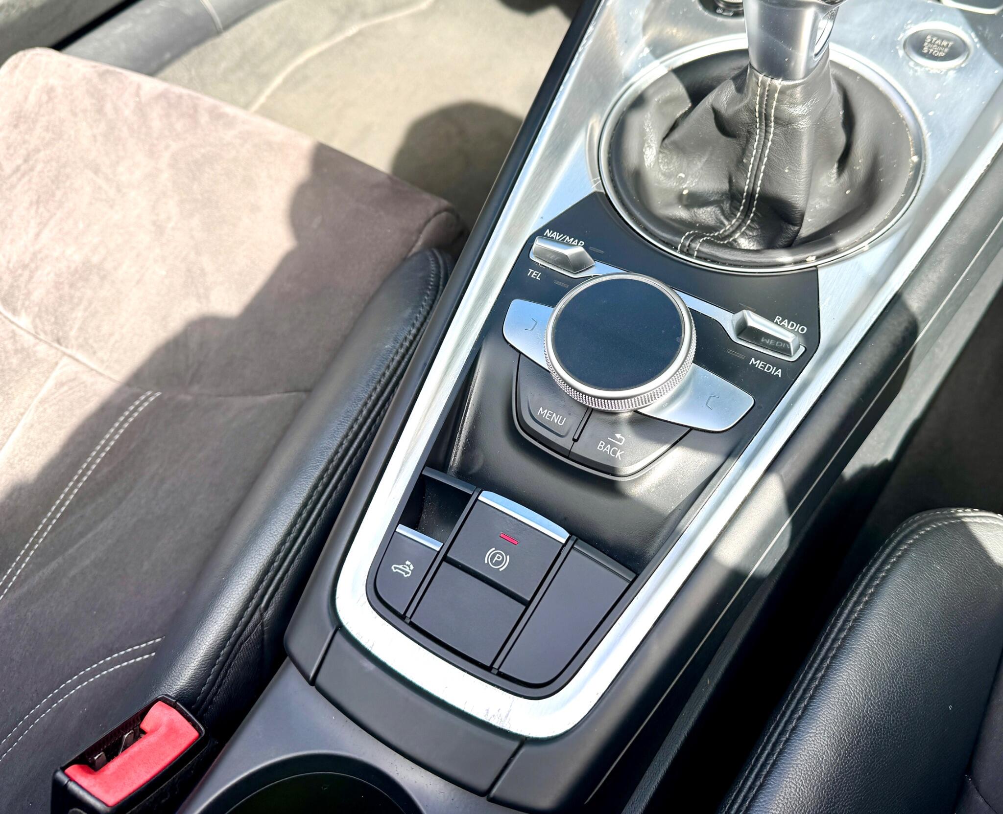 Audi TT view 27