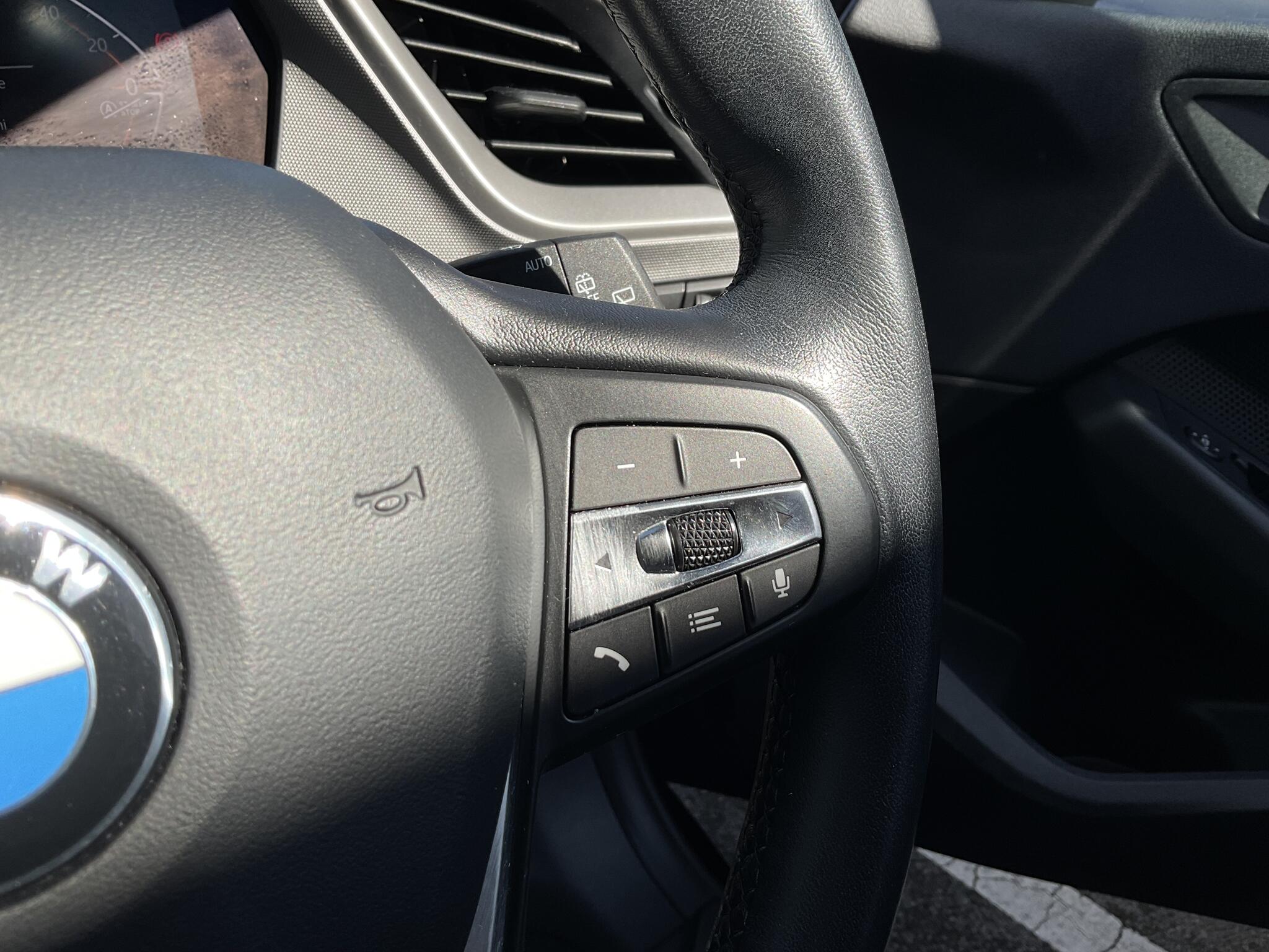 BMW 1 Series view 31