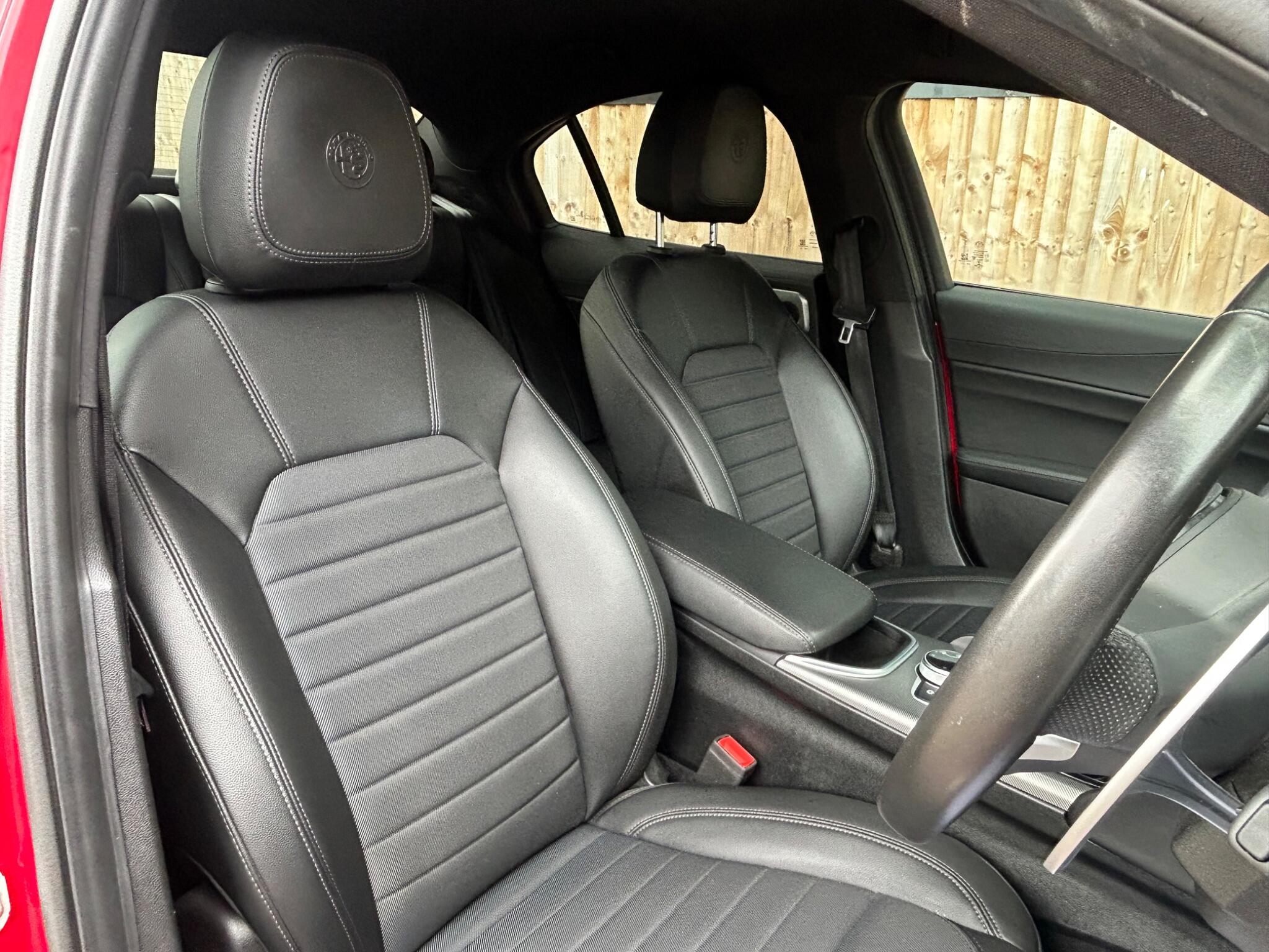 Alfa Romeo Giulia view 34