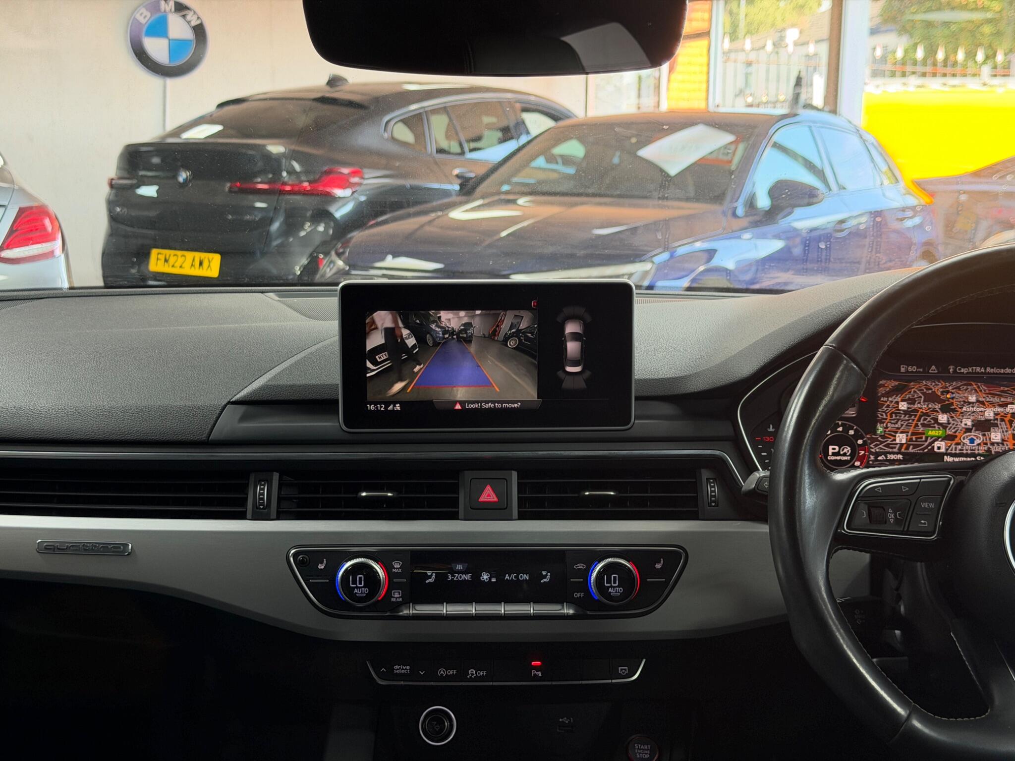 Audi S4 view 29