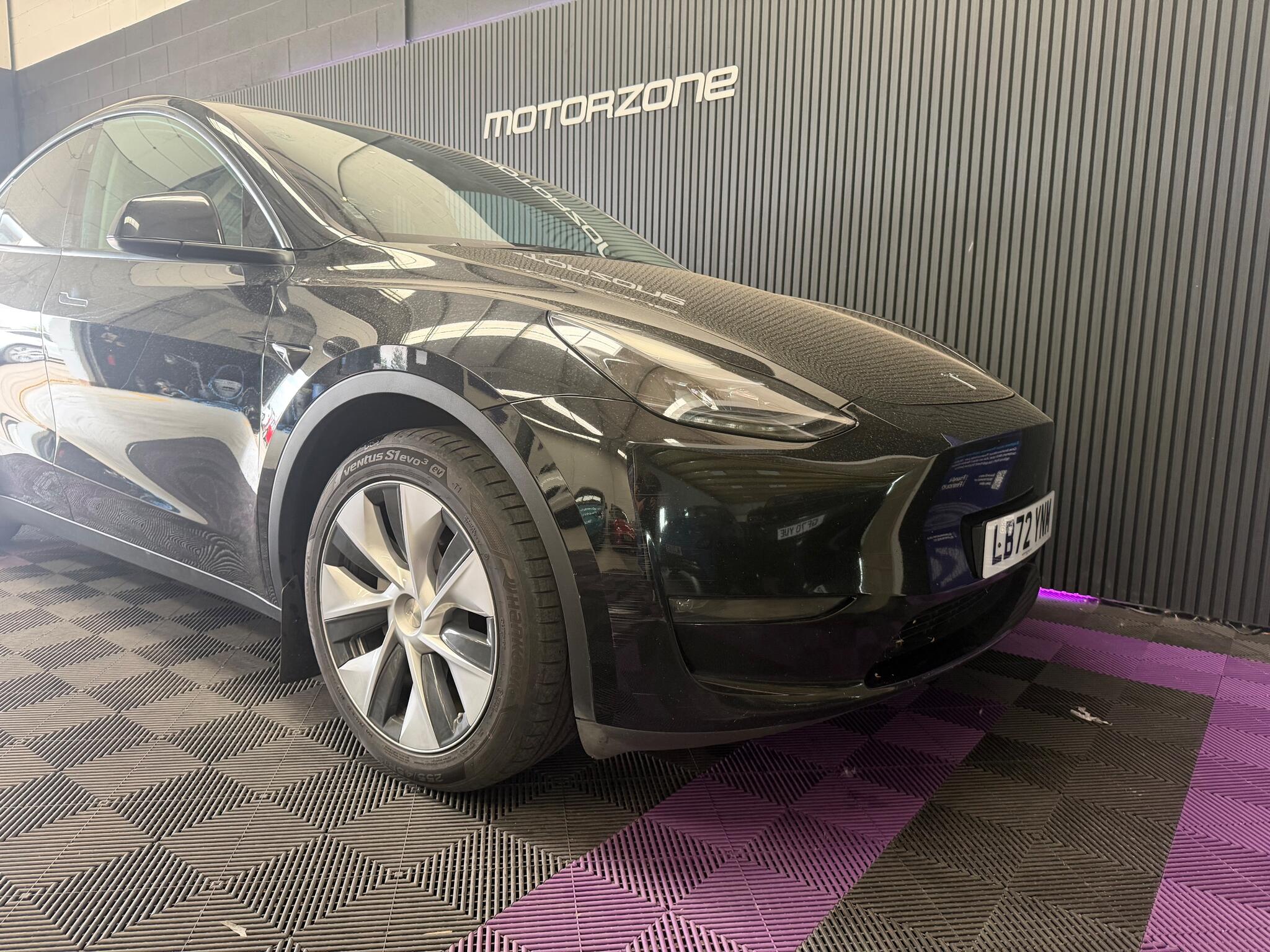 Tesla Model Y view 5