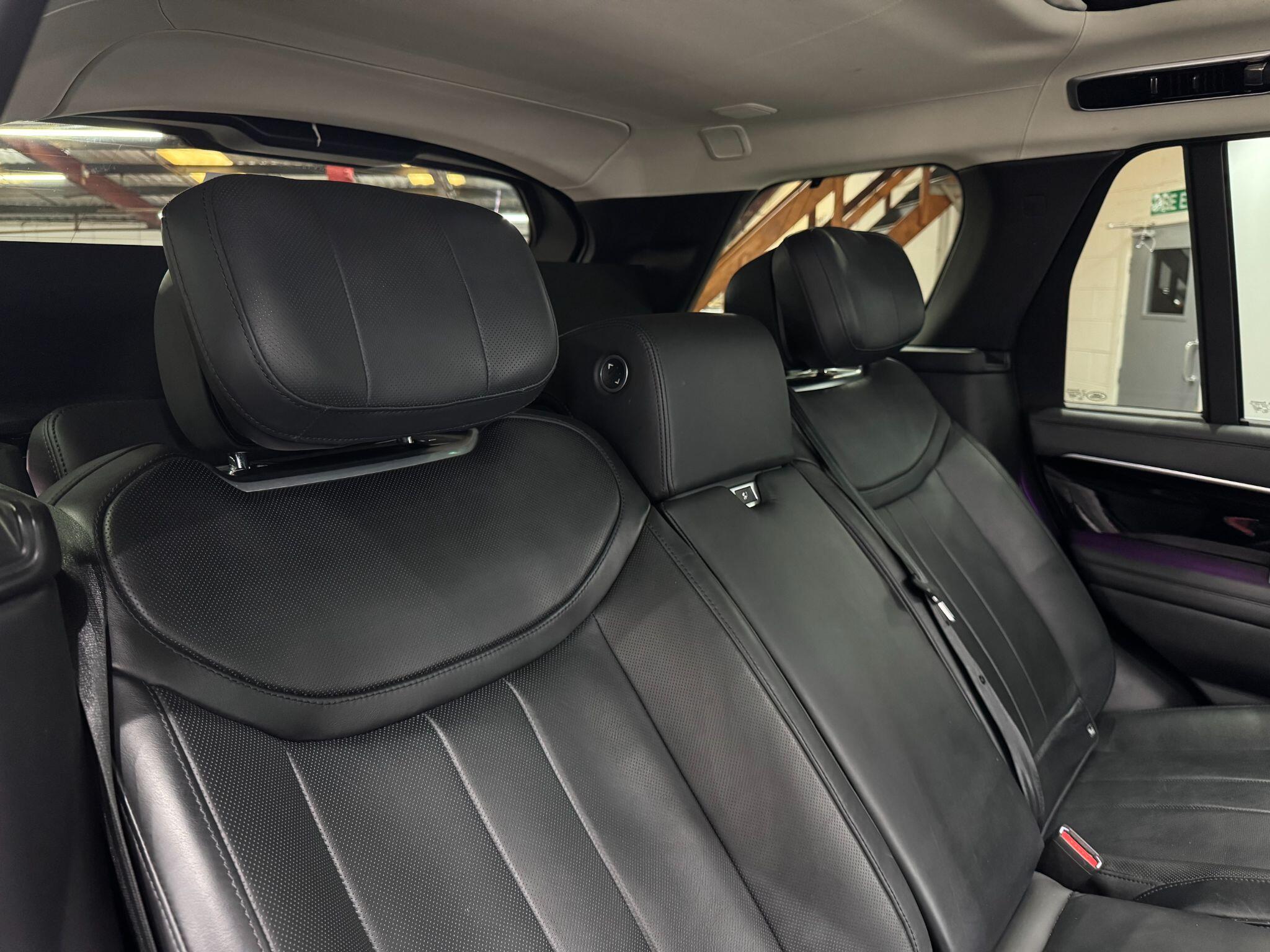 Land Rover Range Rover view 73