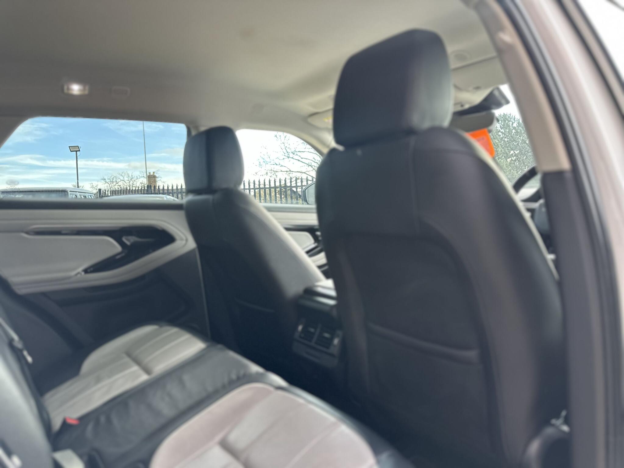 Land Rover Range Rover Evoque view 18