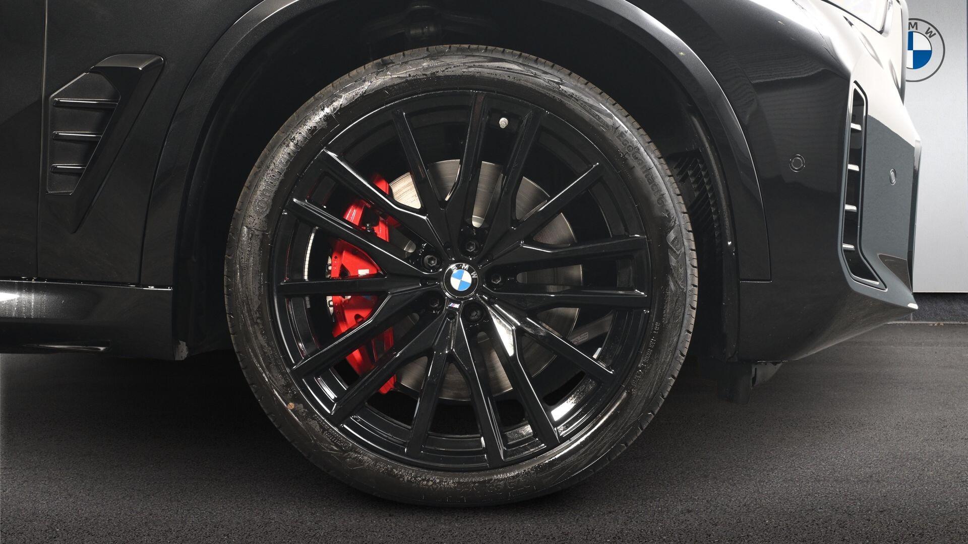 BMW X5 view 14