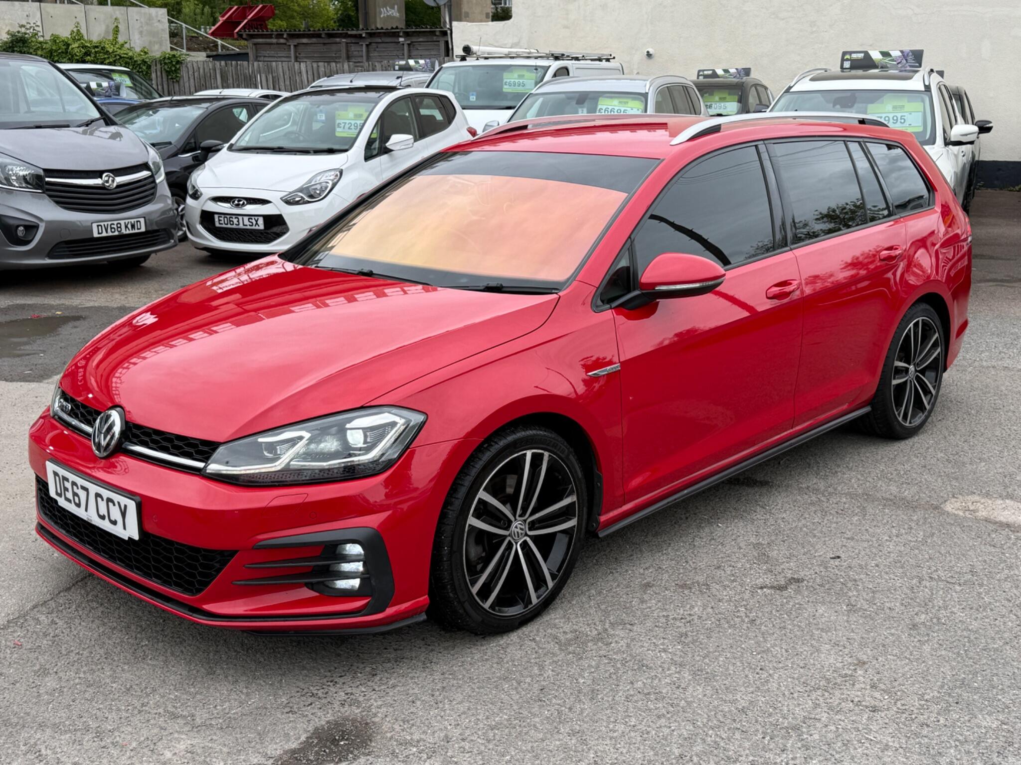 Volkswagen Golf - Image 5