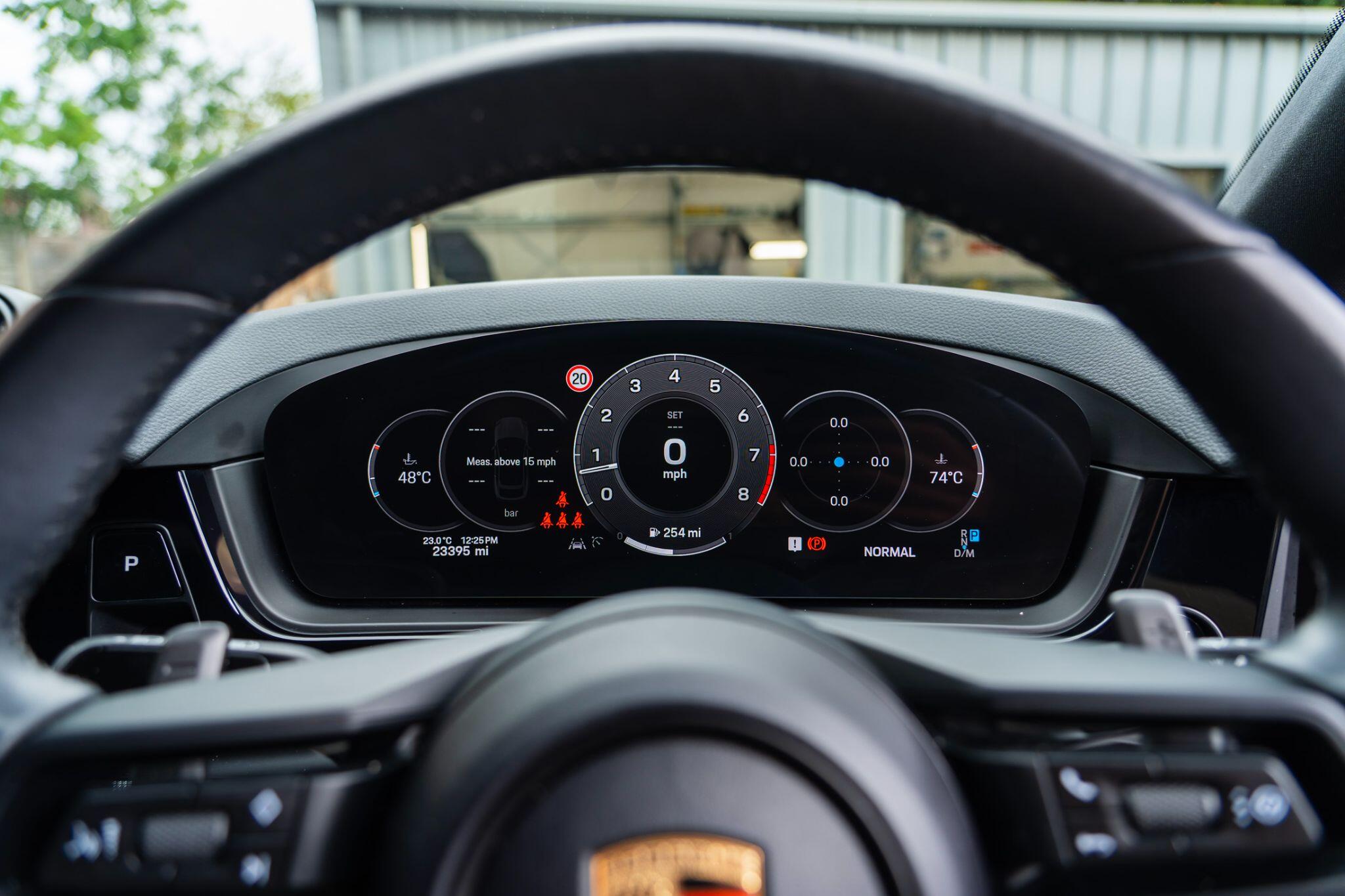 Porsche Cayenne view 50