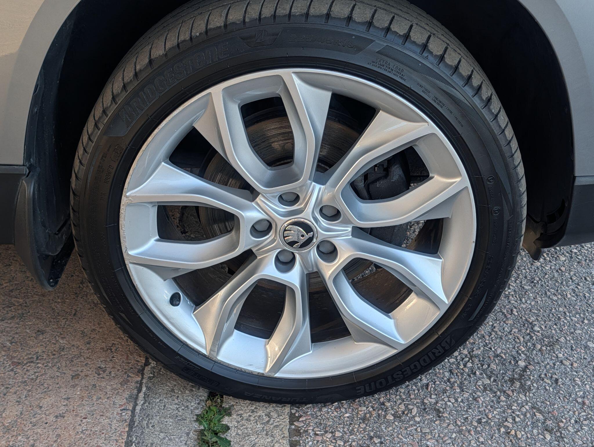 Skoda Karoq view 21