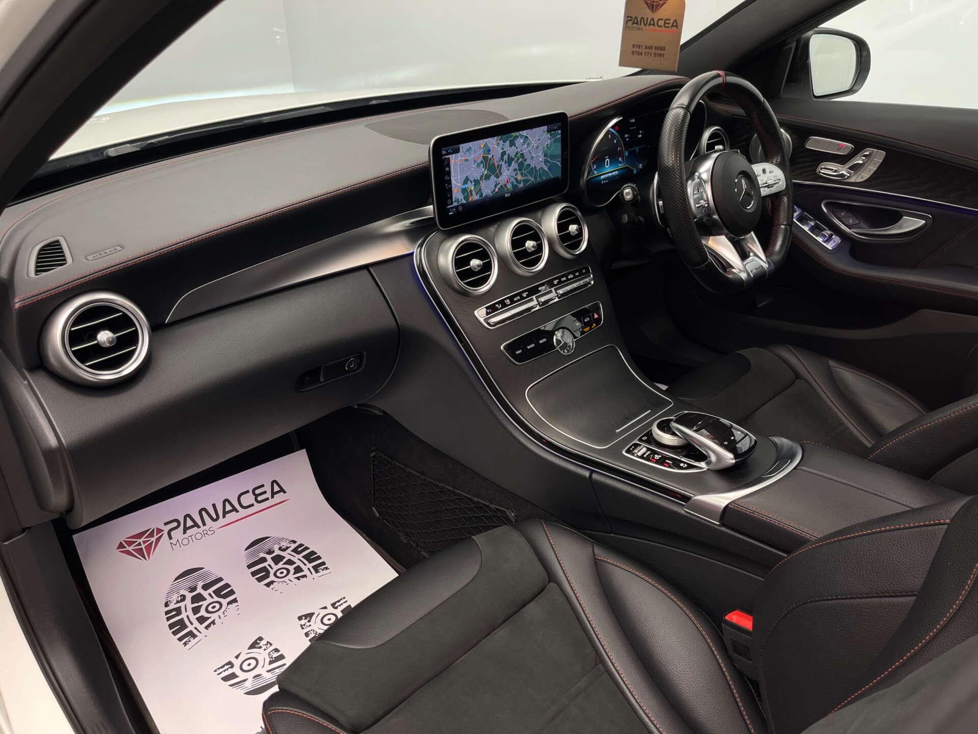 Mercedes-Benz C Class view 44