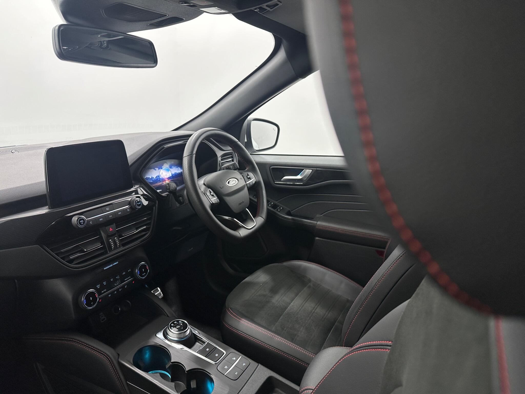 Ford Kuga view 28