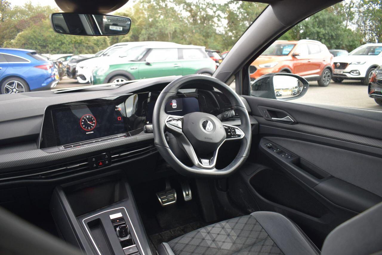 Volkswagen Golf view 21