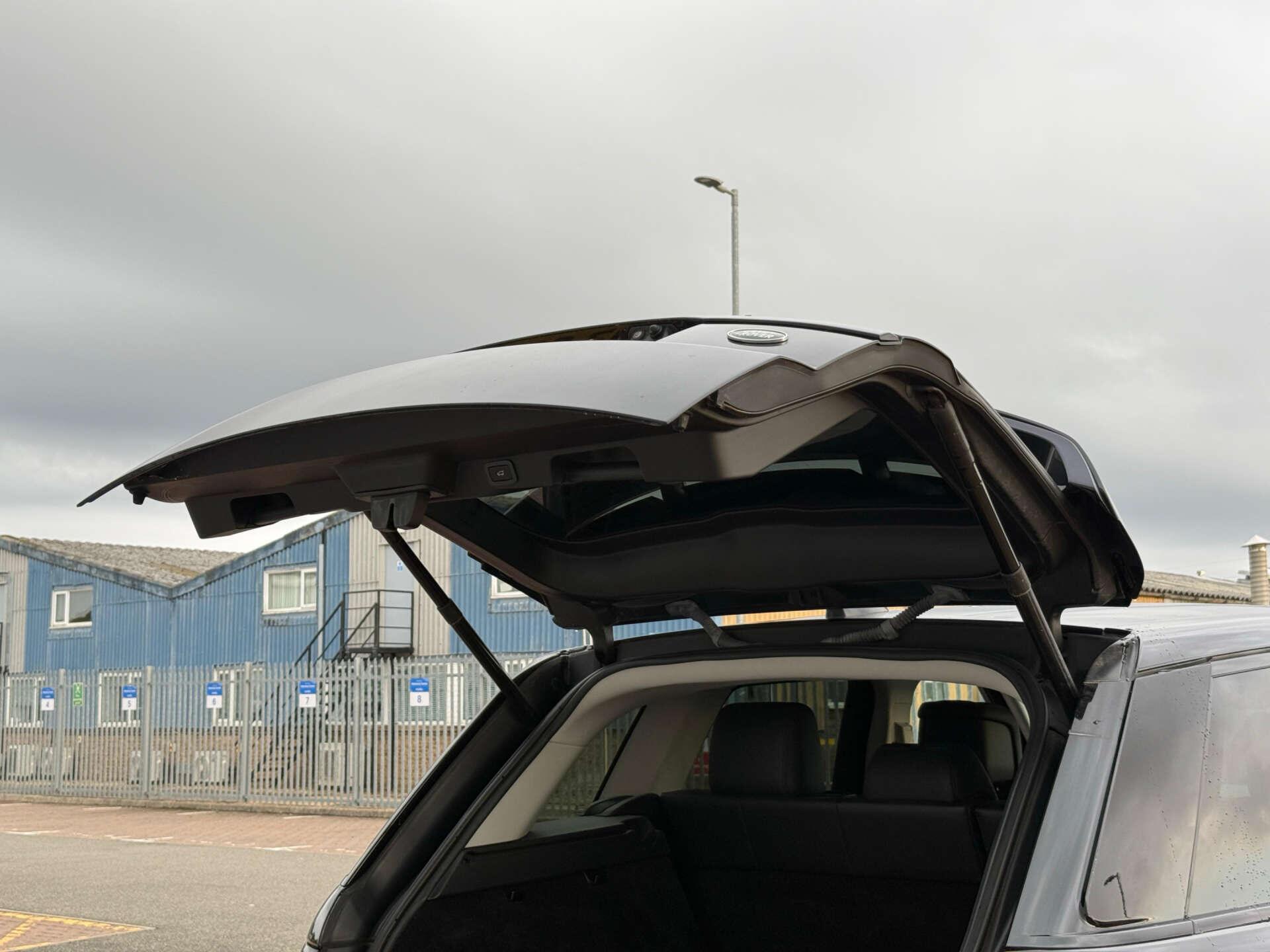 Land Rover Range Rover Sport view 35