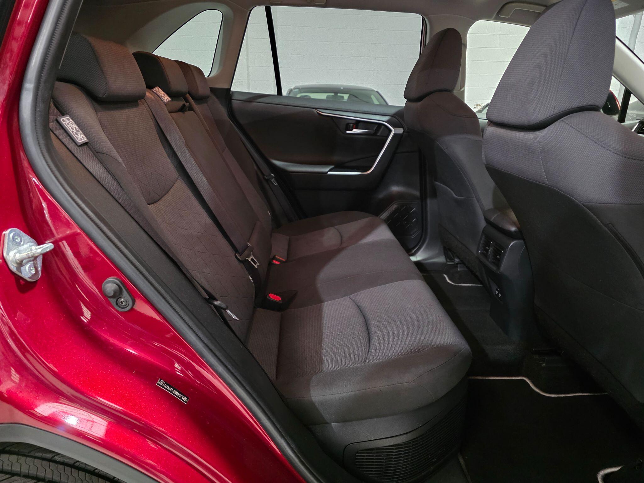 Toyota Rav4 view 22