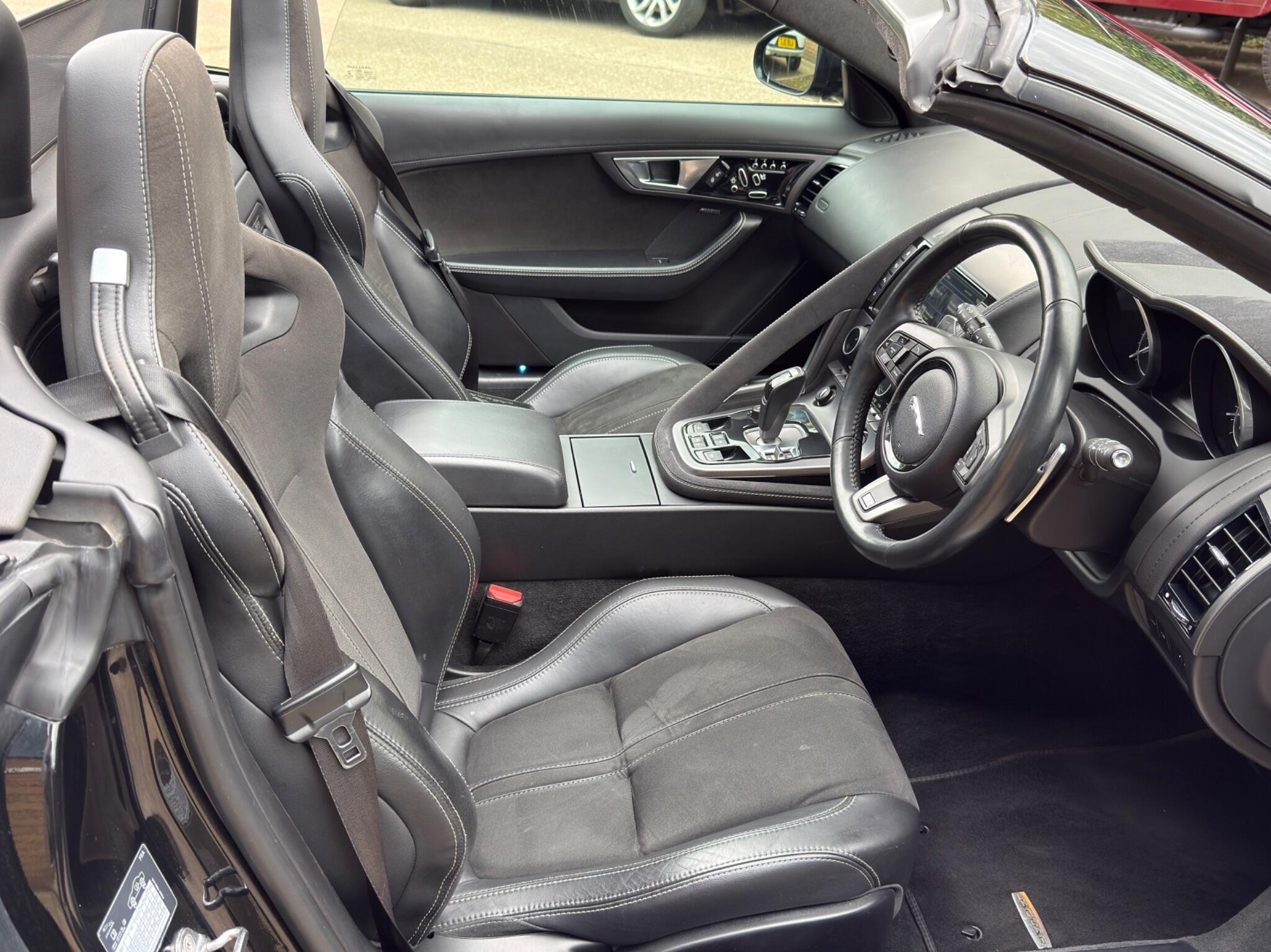 Jaguar F-Type view 27