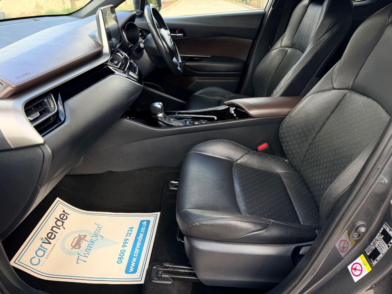 Toyota C-HR view 24