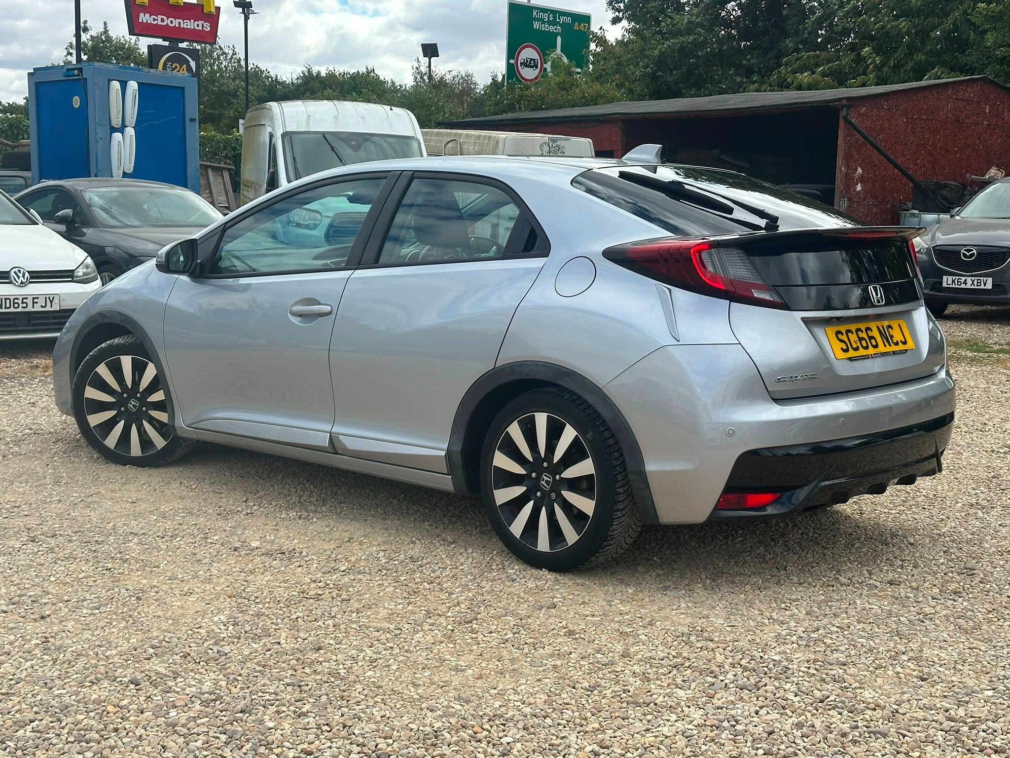 Honda Civic view 4