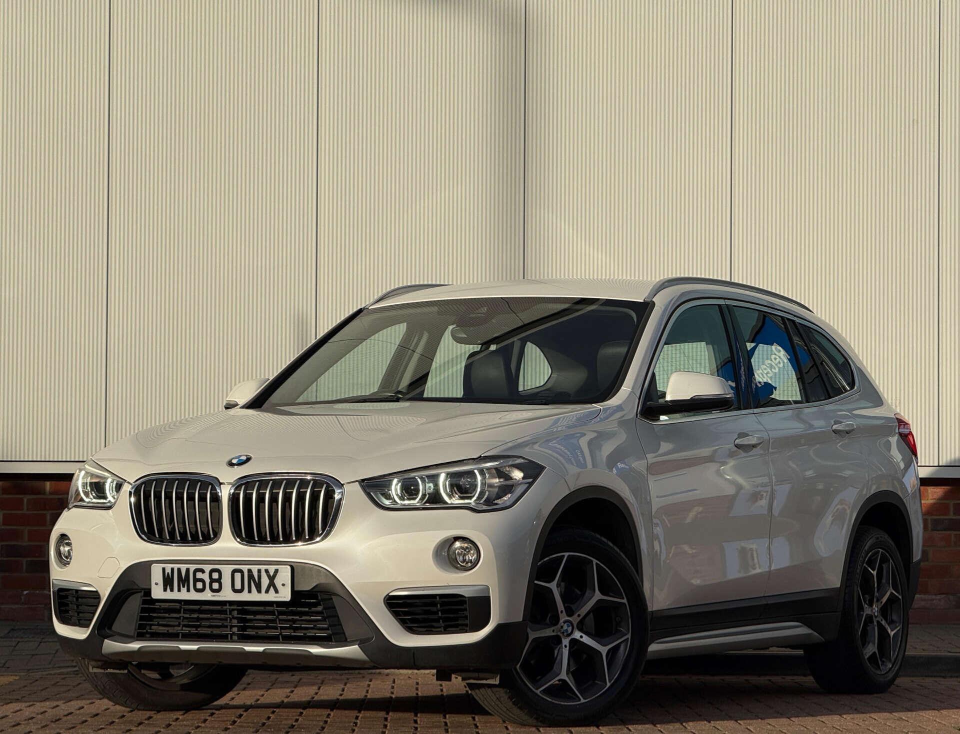BMW X1 view 3