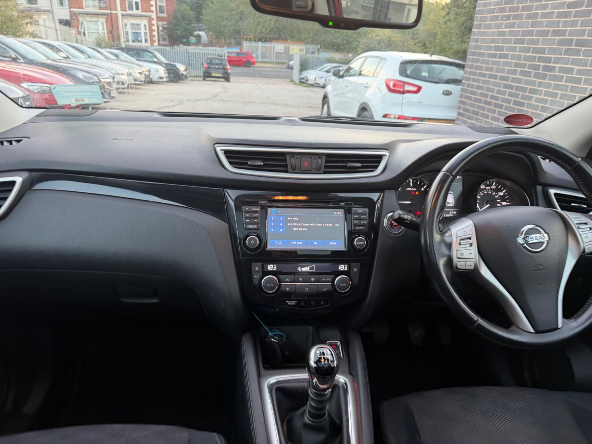 Nissan Qashqai view 18