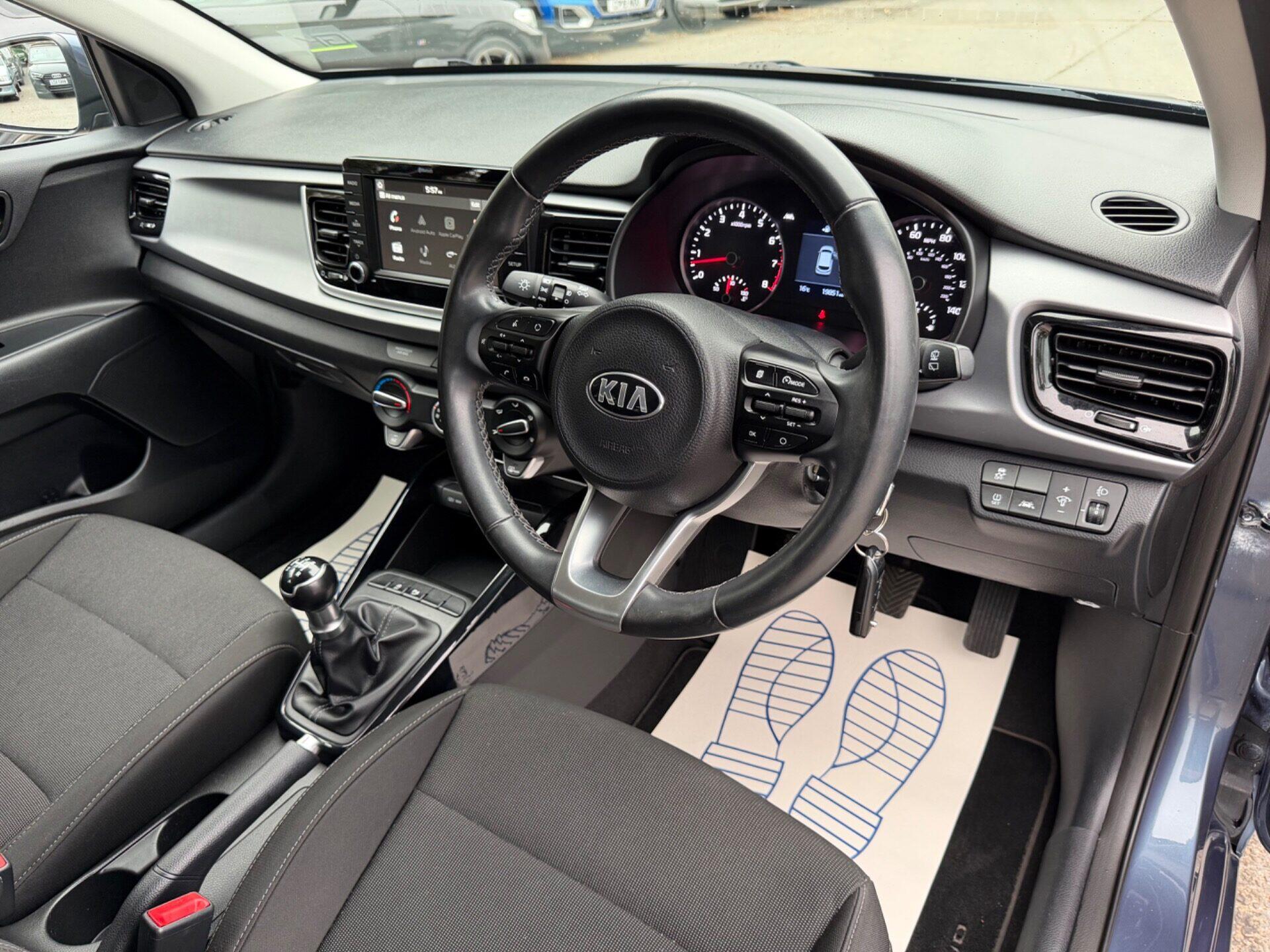 Kia Rio view 15