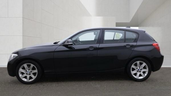 BMW 1 Series view 8