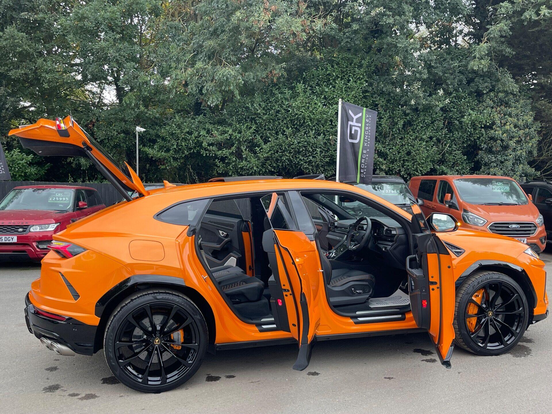 Lamborghini Urus view 20