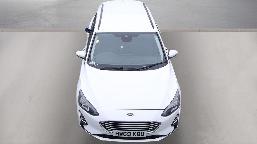 Ford Focus view 11