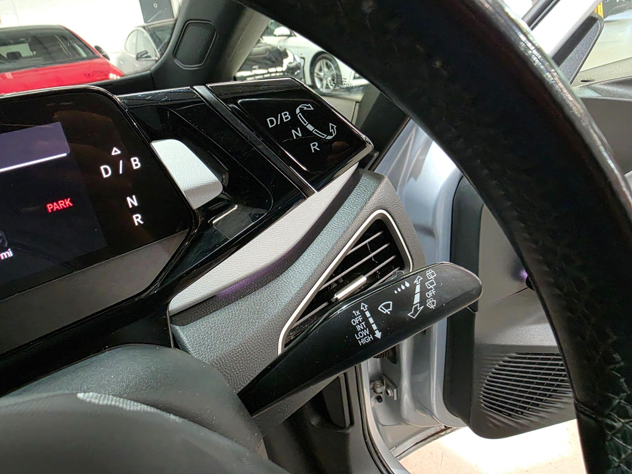 Volkswagen Id.3 view 19