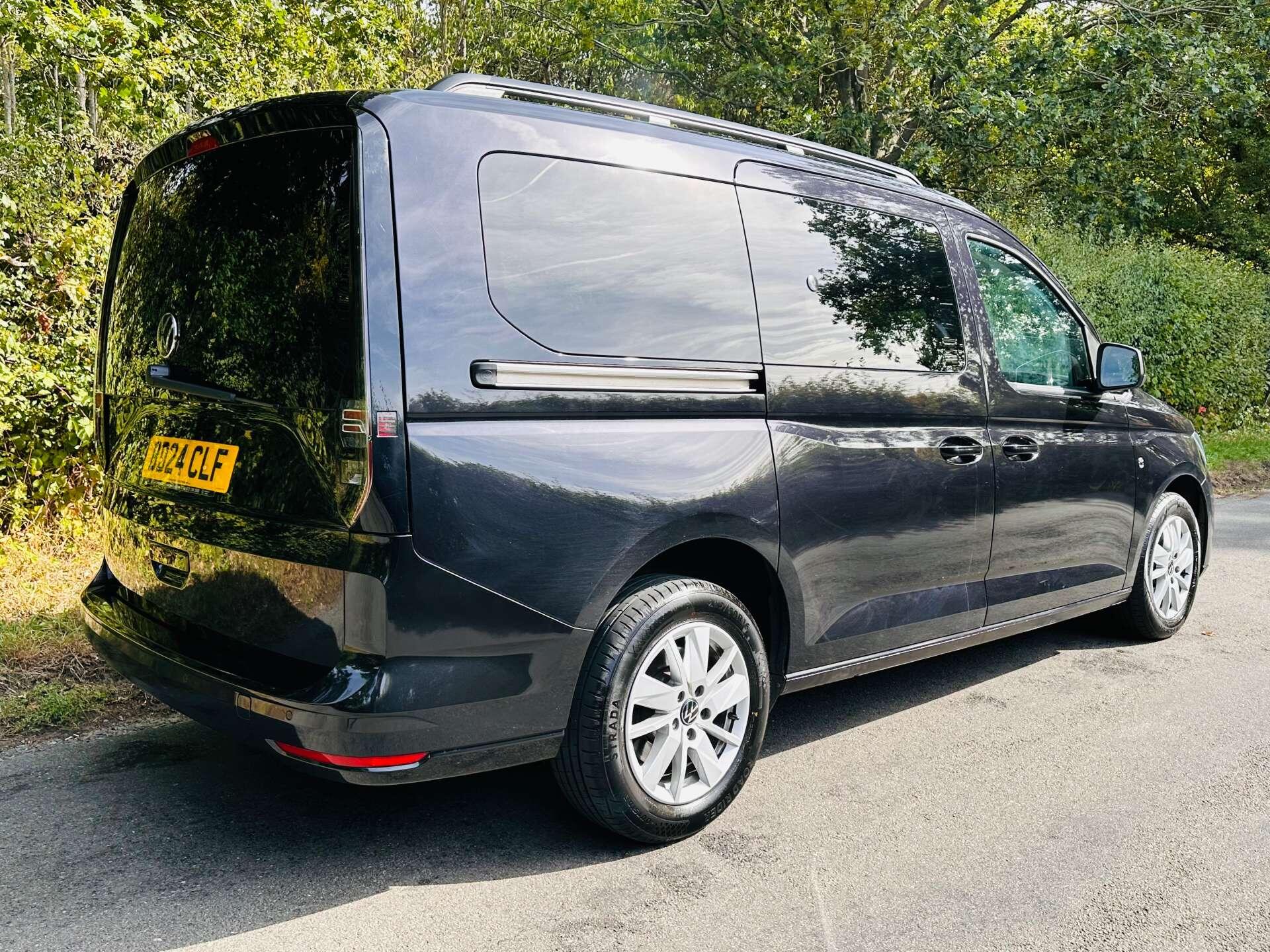 Volkswagen Caddy Maxi view 47