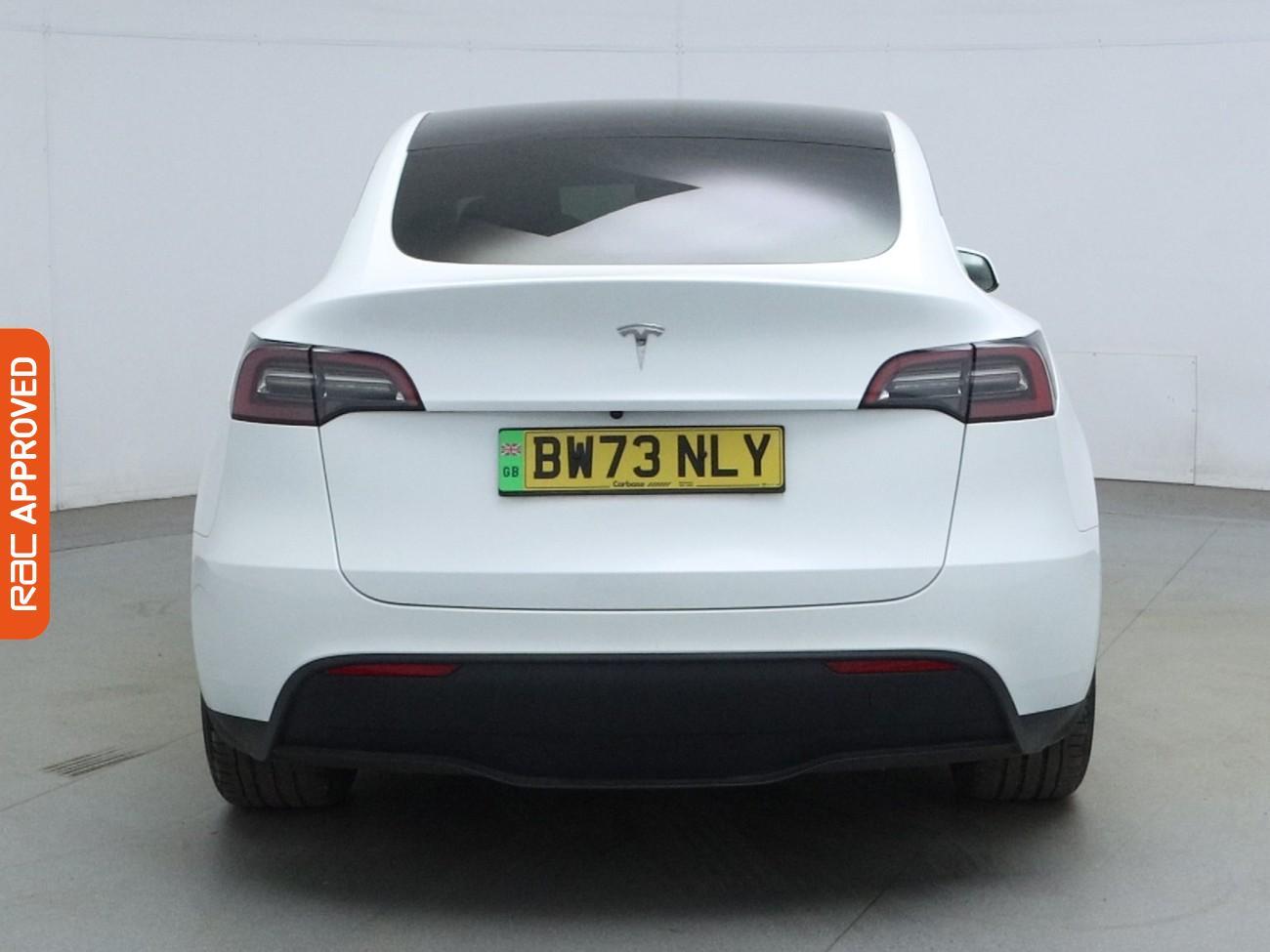 Tesla Model Y view 9