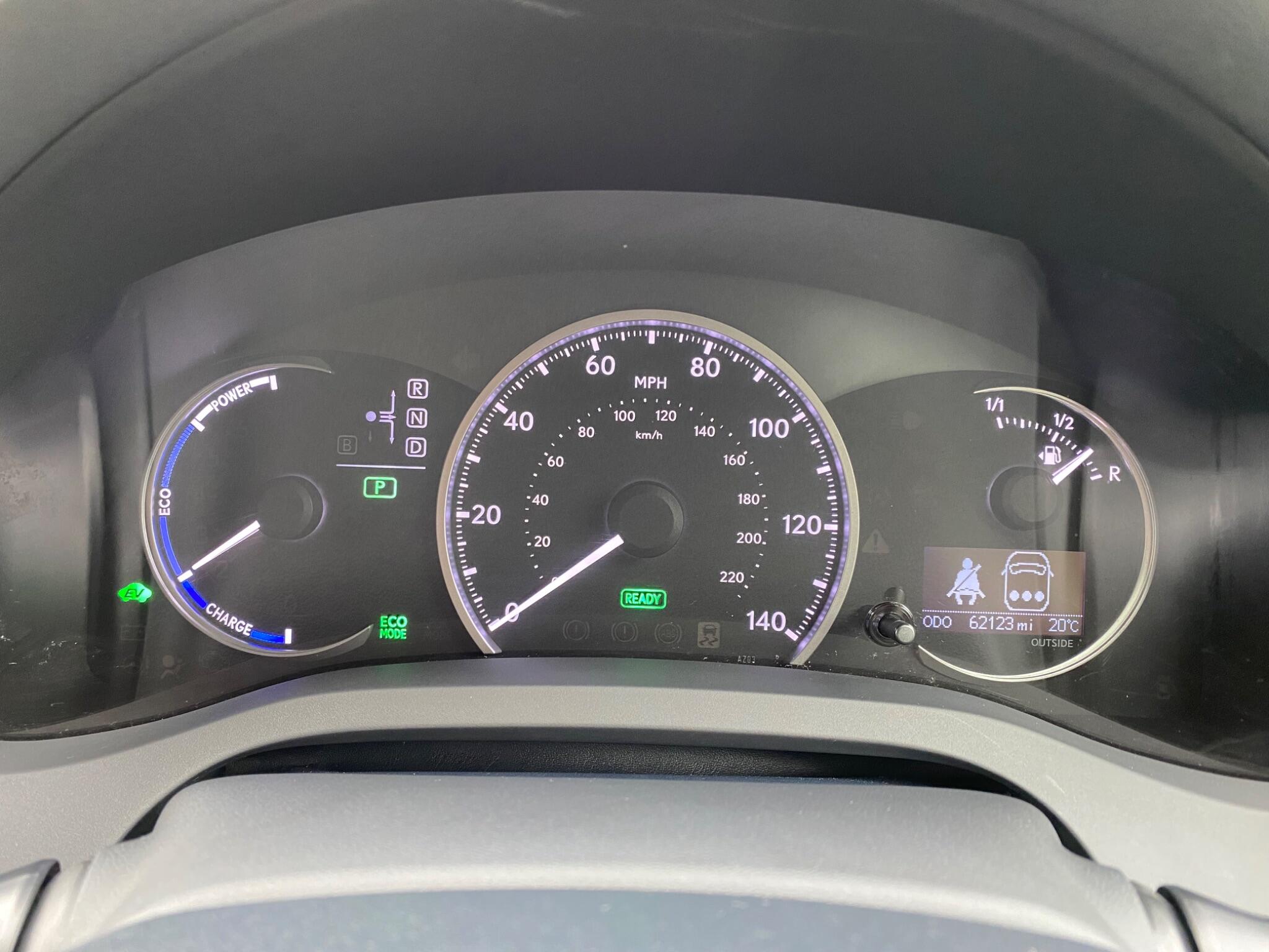 Lexus CT view 27