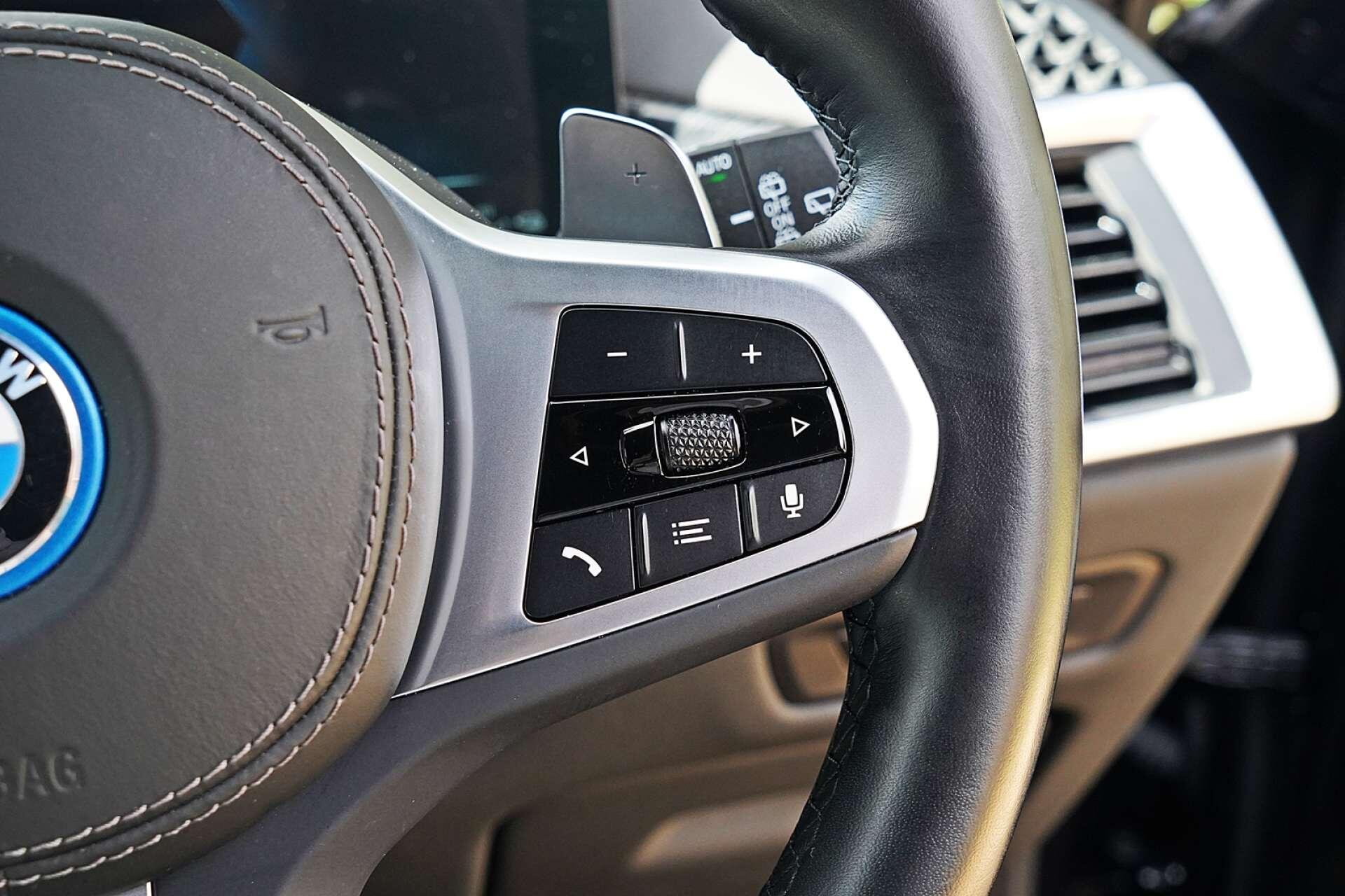 BMW X5 view 30