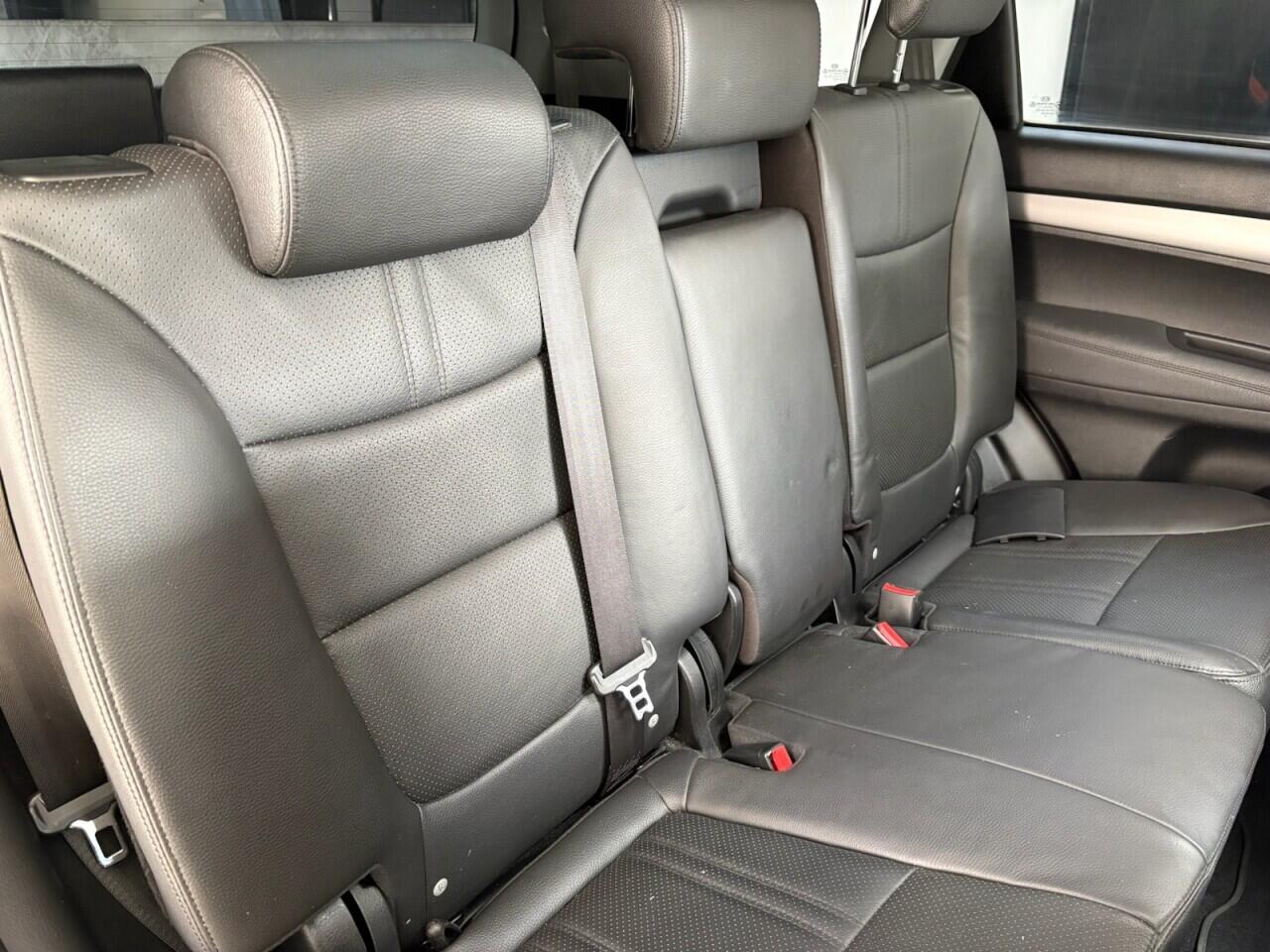 Kia Sorento view 16