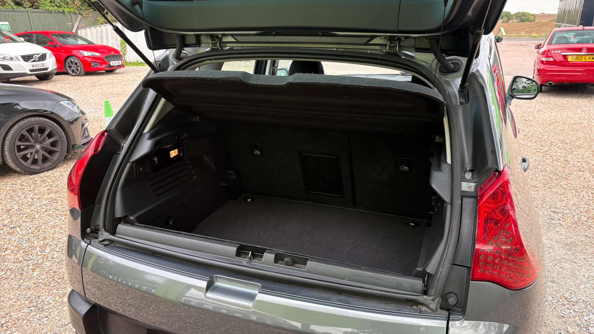 Peugeot 3008 view 36