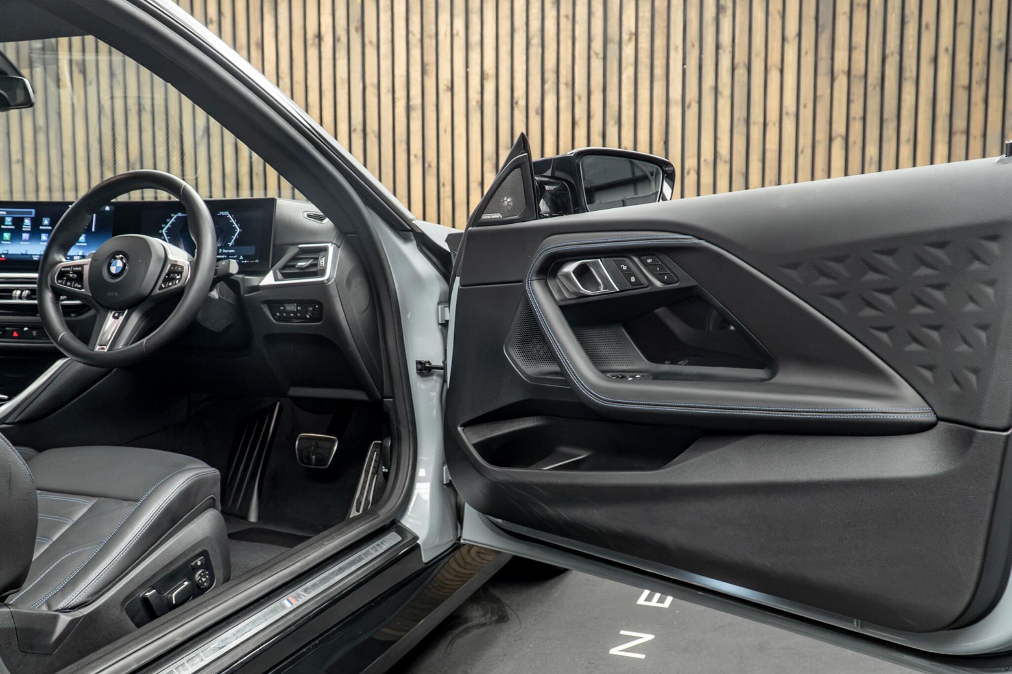 BMW 2 Series view 31