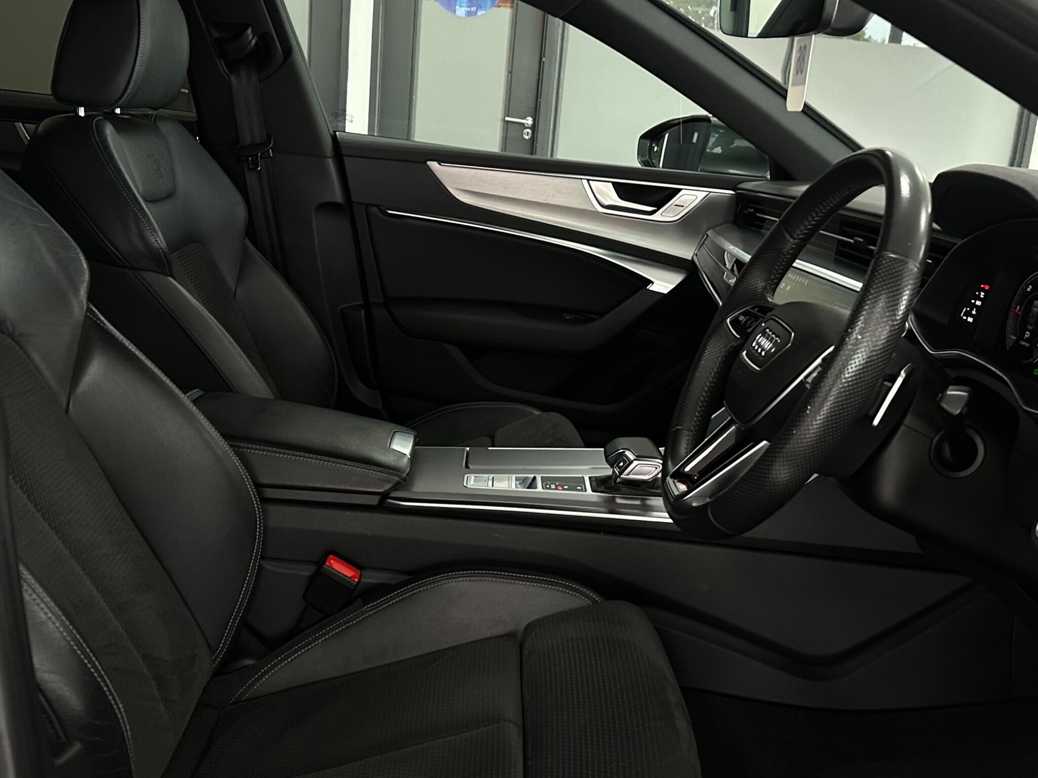 Audi A7 view 21