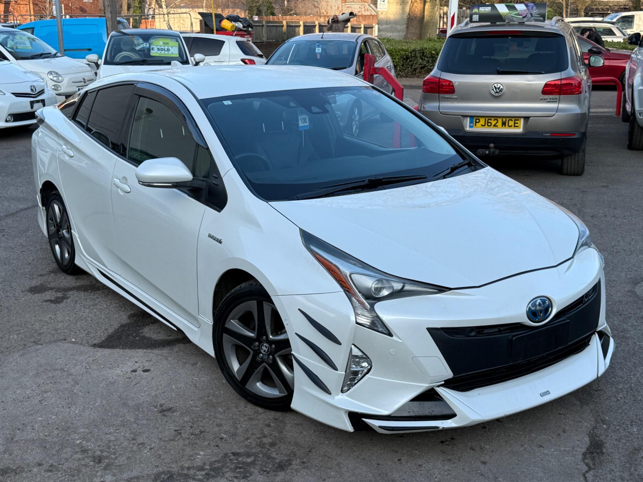 Toyota Prius - Image 6