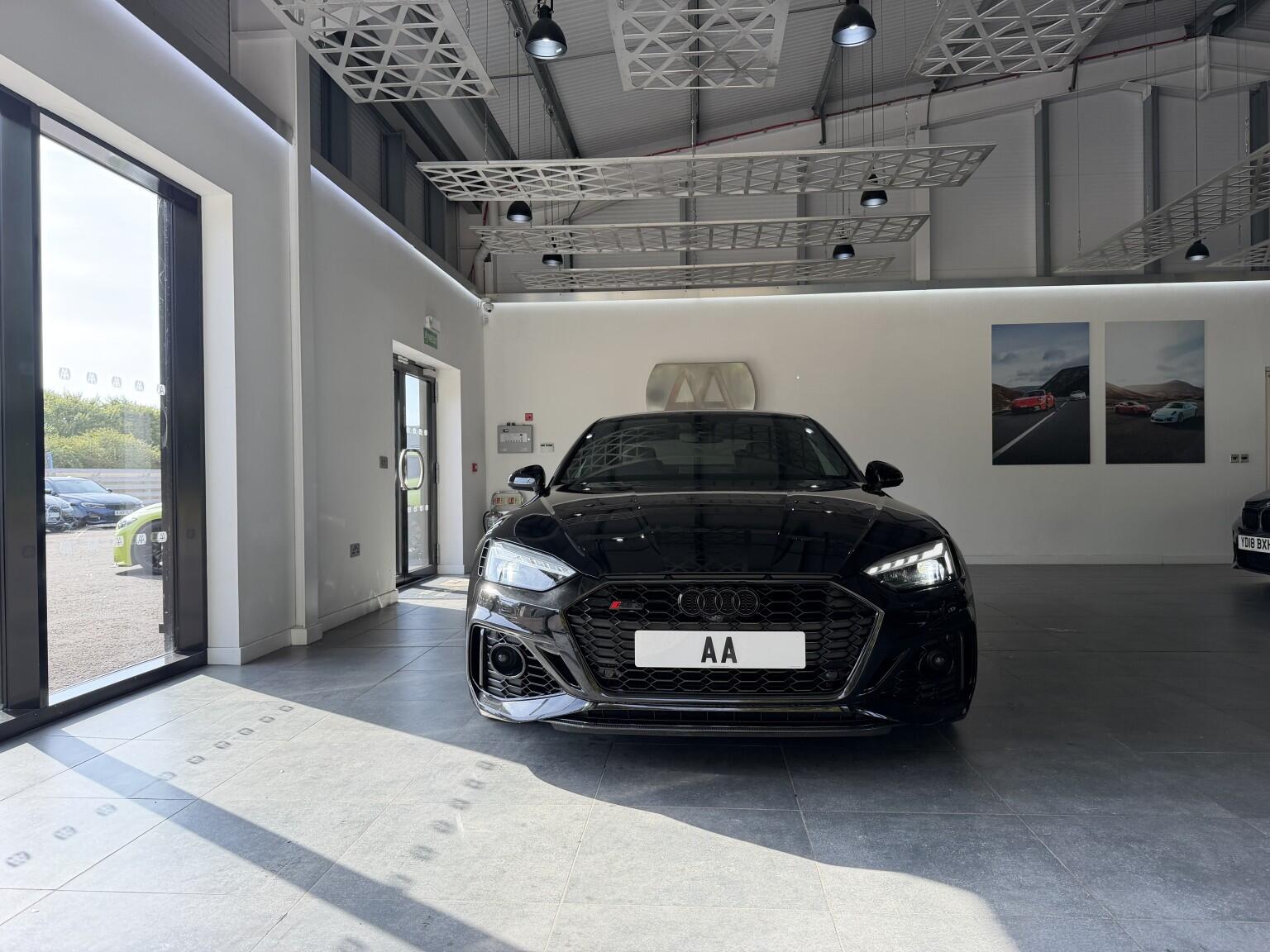 Audi RS5 view 45