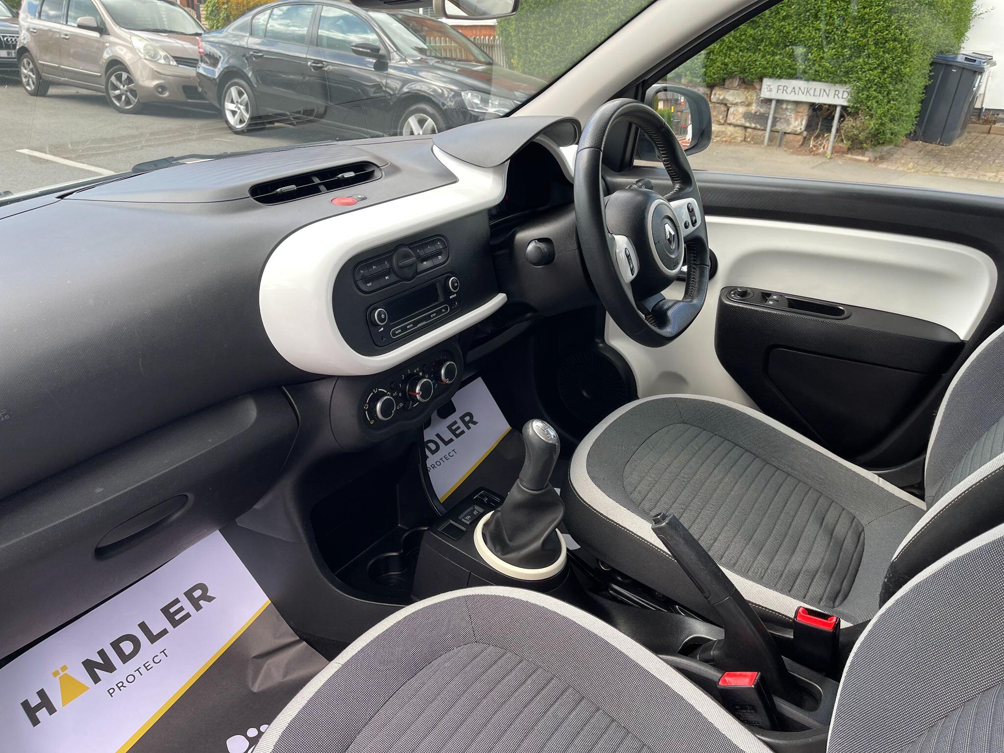 Renault Twingo view 32