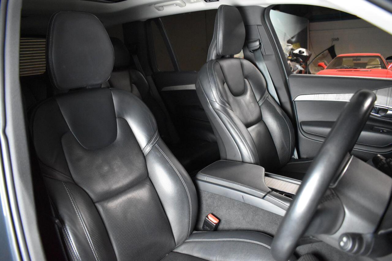 Volvo XC90 view 22