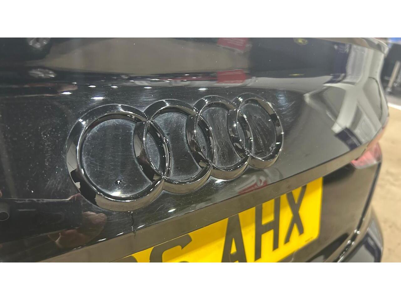 Audi S5 view 9
